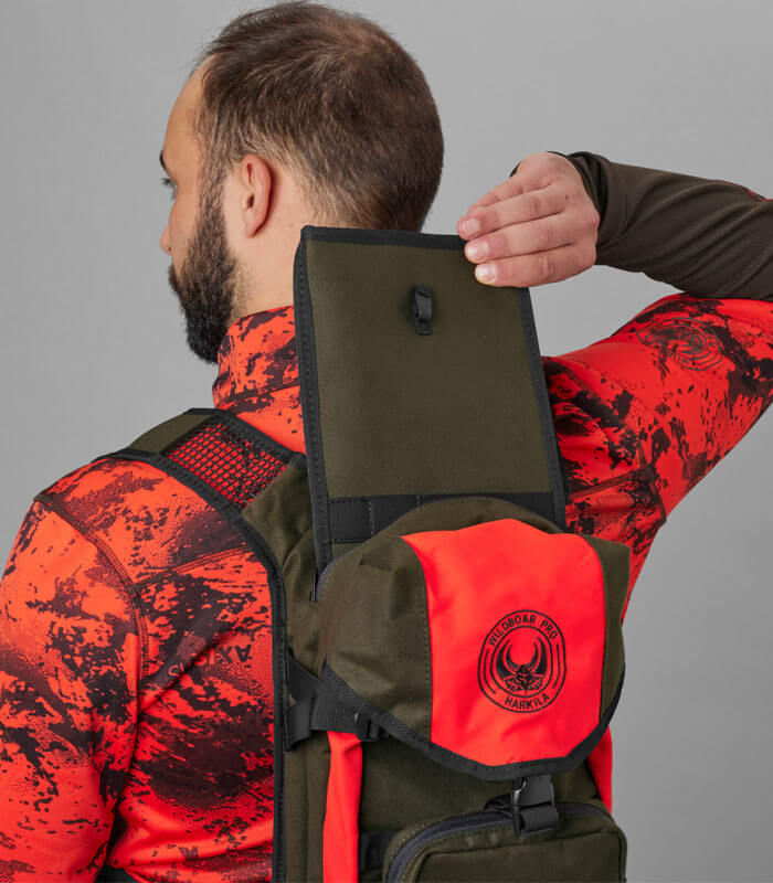 Mochila de caza porta rifle Alta Visibilidad de Harkila - TuRopaDeCaza