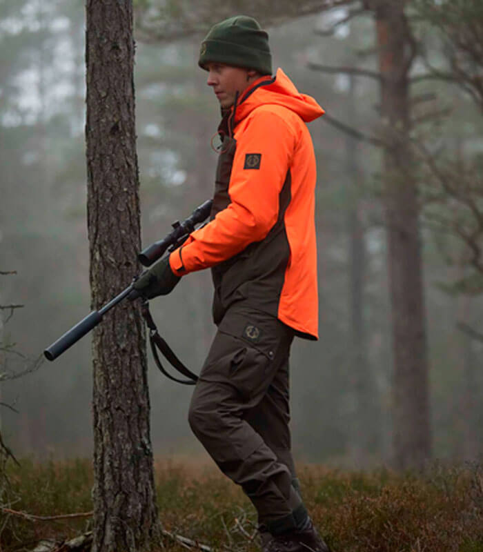 chaqueta de caza naranja de seguridad anti espinos y resistente