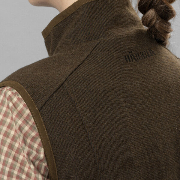 sandhem-pro-chaleco-de-mujer-lana-harkila-Forest-green