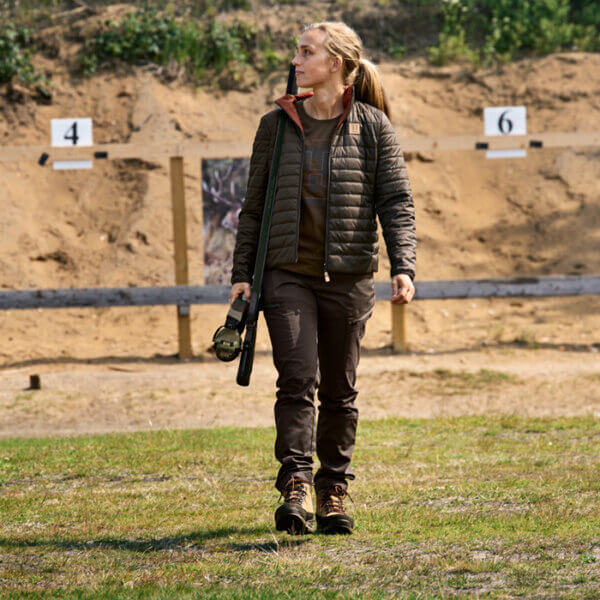 harkila-kalix-HSP-plumifero-de-mujer