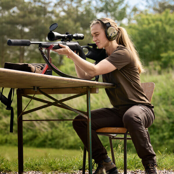 harkila-H-logo-camiseta-de-manga-corta-verde-de-mujer-turopadecaza